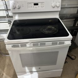 GE Stove 