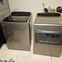 Whirlpool Washer And Dryer Set
