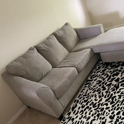 ASHLEY FURNITURE SOFA W/CHAISE
