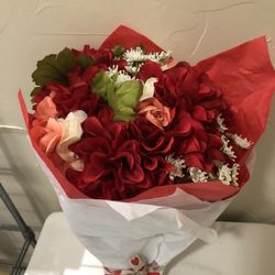 Valentine’s Flower Arrangements