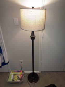 Nice table and lamp set up
