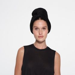 SKIMS Getting Ready Microfiber Hair Towel Wrap - Onyx