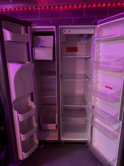 Frigidaire Side-by-Side Refrigerator