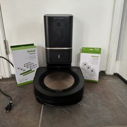 Roomba S9 With Auto-Empty Docking Station