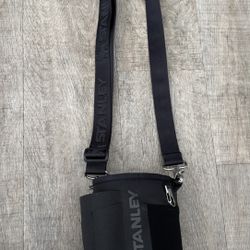 Stanley 40 oz Carrier