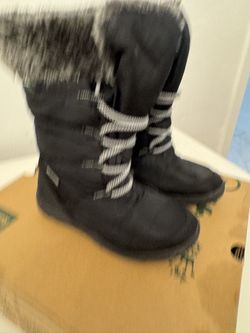 Kamik Girls Size 1 Ski Boots New