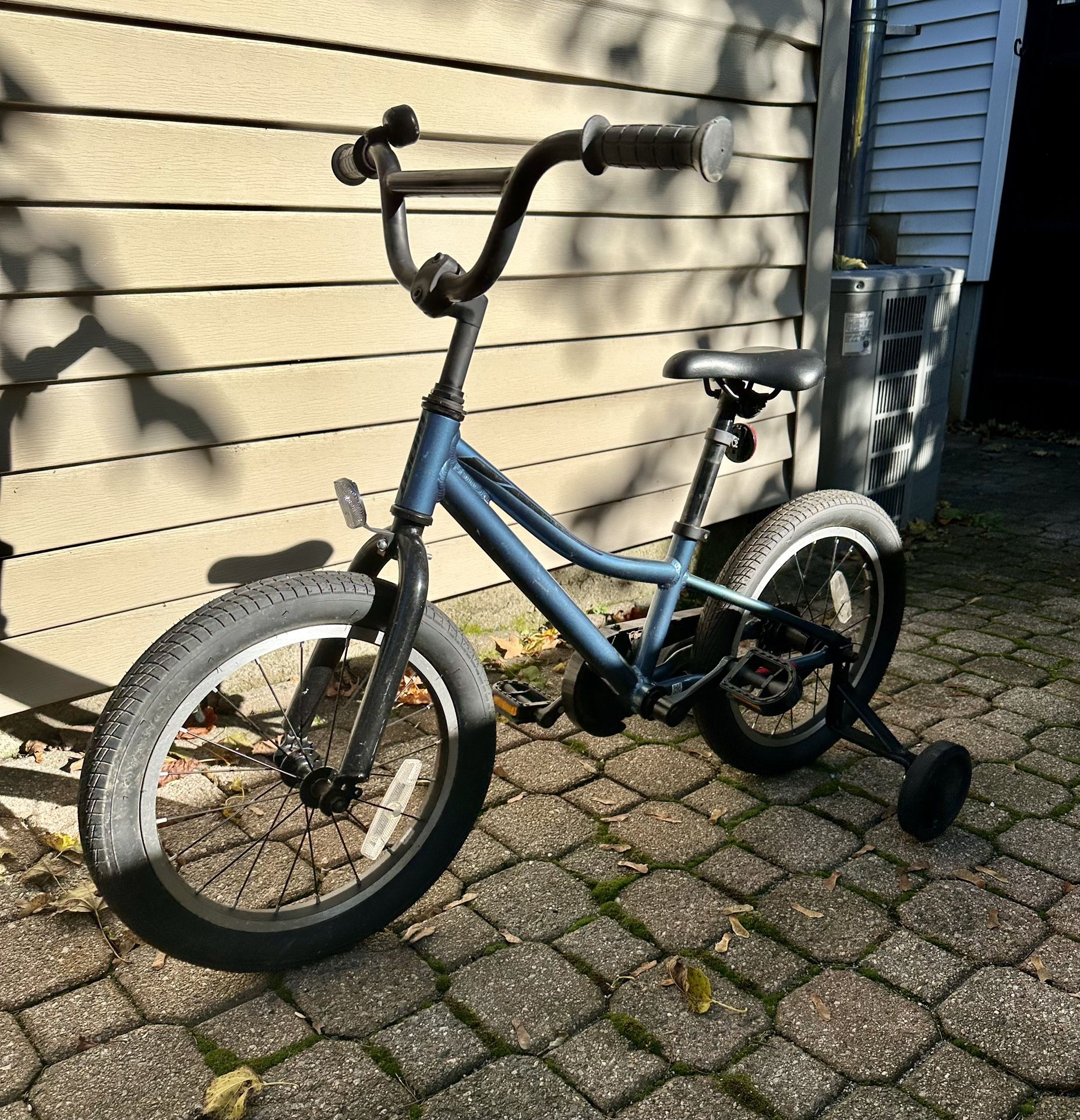 Giant Animator C/B 16 Kids First Bike