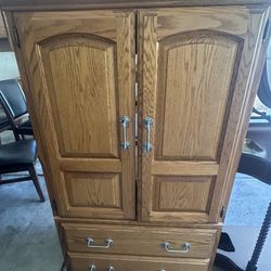 Oak Wardrobe Armor Storage Cabinet / Dresser