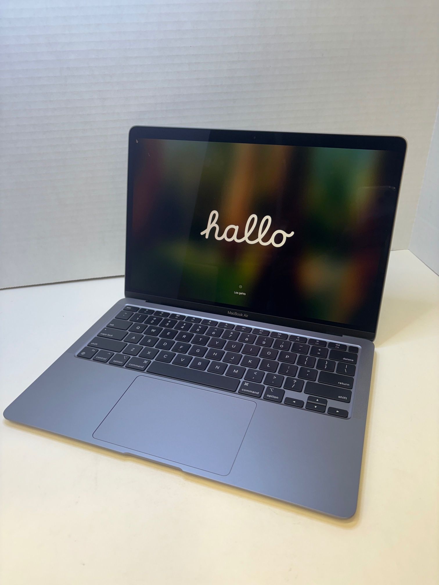 Macbook Air -16GB RAM, 2TB SSD