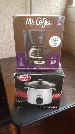 Slow cooker and coffeemaker