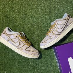 Size 11.5 M- Nike Dunk Low SB City Of Style