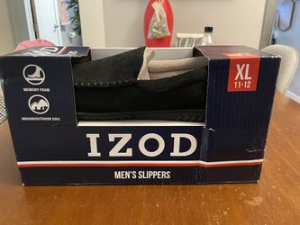 IZOD Men’s Slippers - Size 11-12 (XL) NEW