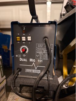 Chicago Electric Dual MIG 151 Wire Feed Welder (230V)
