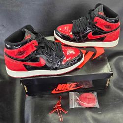 Nike Air Jordan 1 Retro OG High Patent Bred Size 6Y