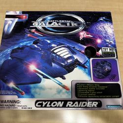 Vintage 1996 Battlestar Galactica Cylon Raider by Trendmasters Mint In Box