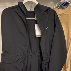 Nike  Treatment UV  “ New”