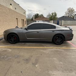  2011 Dodge Charger SE