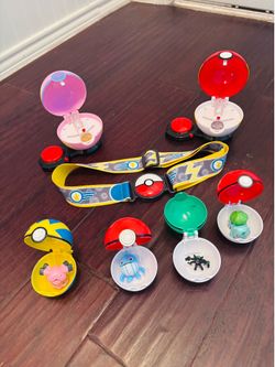 Pokémon balls and belt