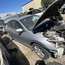 Parting Out 2009 Nissan Altima Hybrid Parts Only