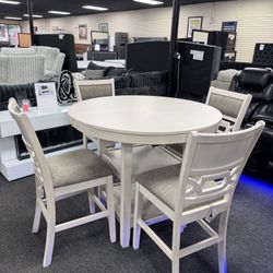 Dining Table Set. 🚚WE DELIVER🚚