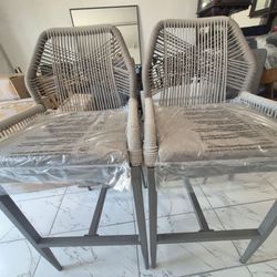 Set of 2 barstools