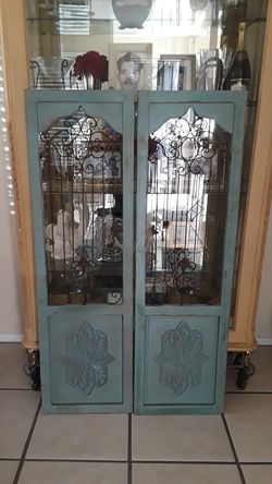 WALL DECOR ANTIQUE LOOK