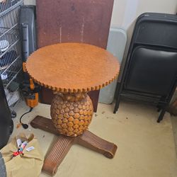Pineapple Table 