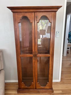 Display cabinet $75
