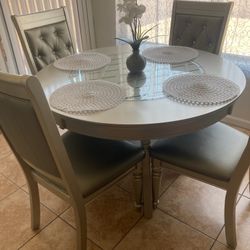 Dinning Table