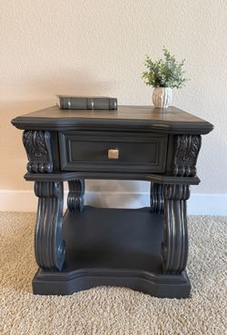 Refinished Solid Wood Side Table/Nightstand