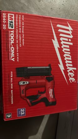 Milwaukee M12 23 Gauge Pin Nailer 2540-20