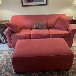 Pullout Couch And Ottoman