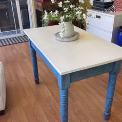 Small  Table 