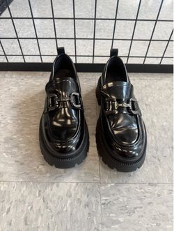 Steve Madden loafers size 7