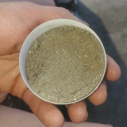 Catalytic converter powder