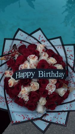 Spooky Bouquet 🖤❤️🤍