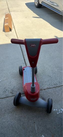 Radio Flyer Kids Kick Scooter