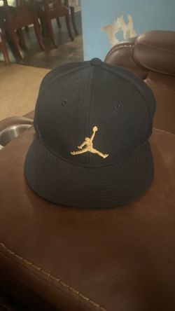jordan pro jumpman snapback hat - gold size M|L