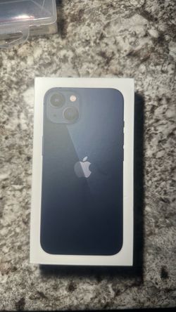 SELLING AS IS IPHONE 13