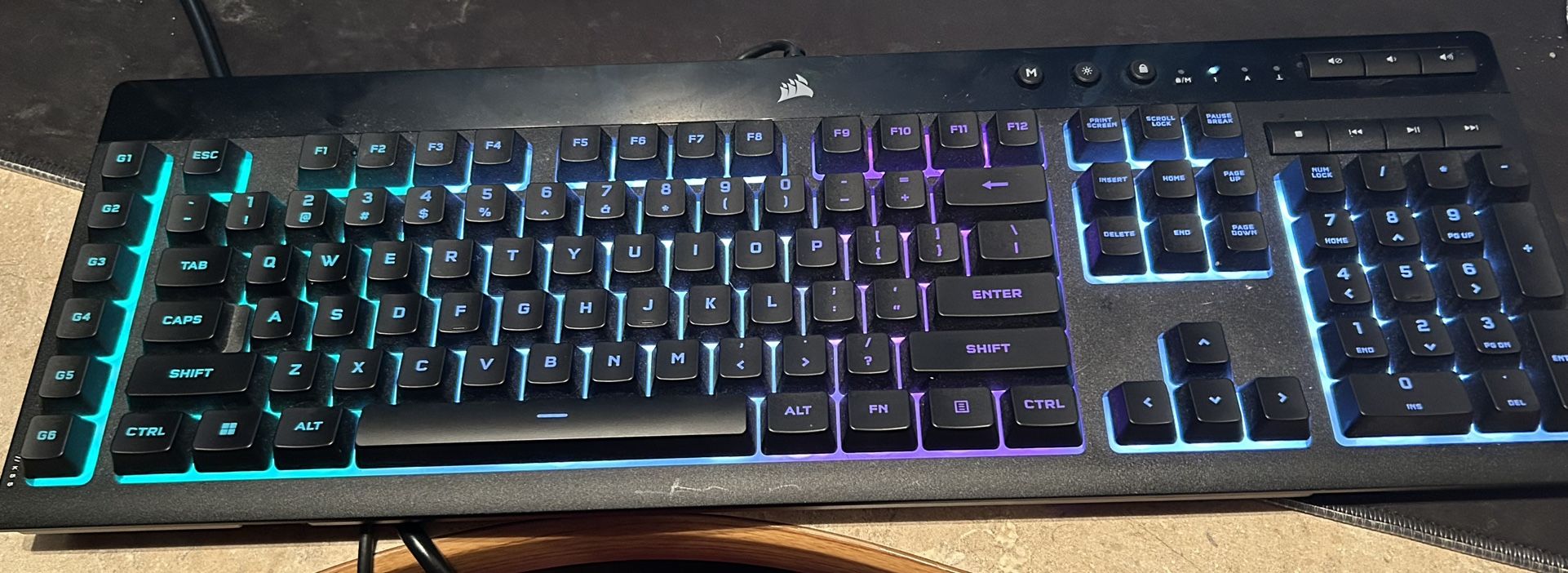 corsair keyboard rgb lightning 