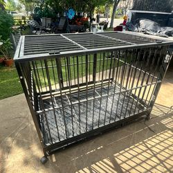 Jaula grande de metal