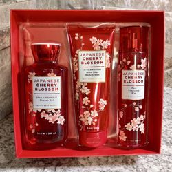Brand New Gift Set Bath & Body Works 