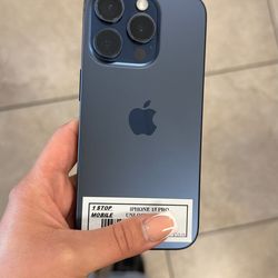 iPHONE 15 PRO UNLOCKED