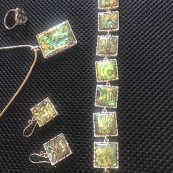 Lia Sophia Jewelry set