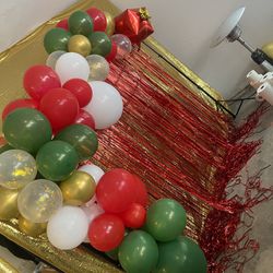 Christmas Balloon Arch 