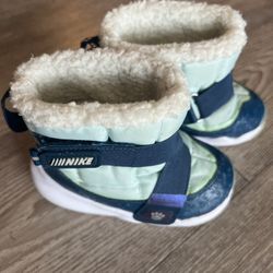 Nike Boots For Toddler 7C