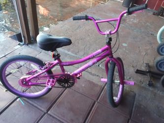 Bisi de nina buenas condiciones