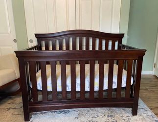 Espresso Wood Crib Adjustable With Mattress