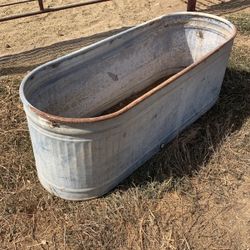 Water/feed Trough