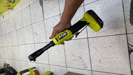 Ryobi 3/8 inch extended ratchet with battery